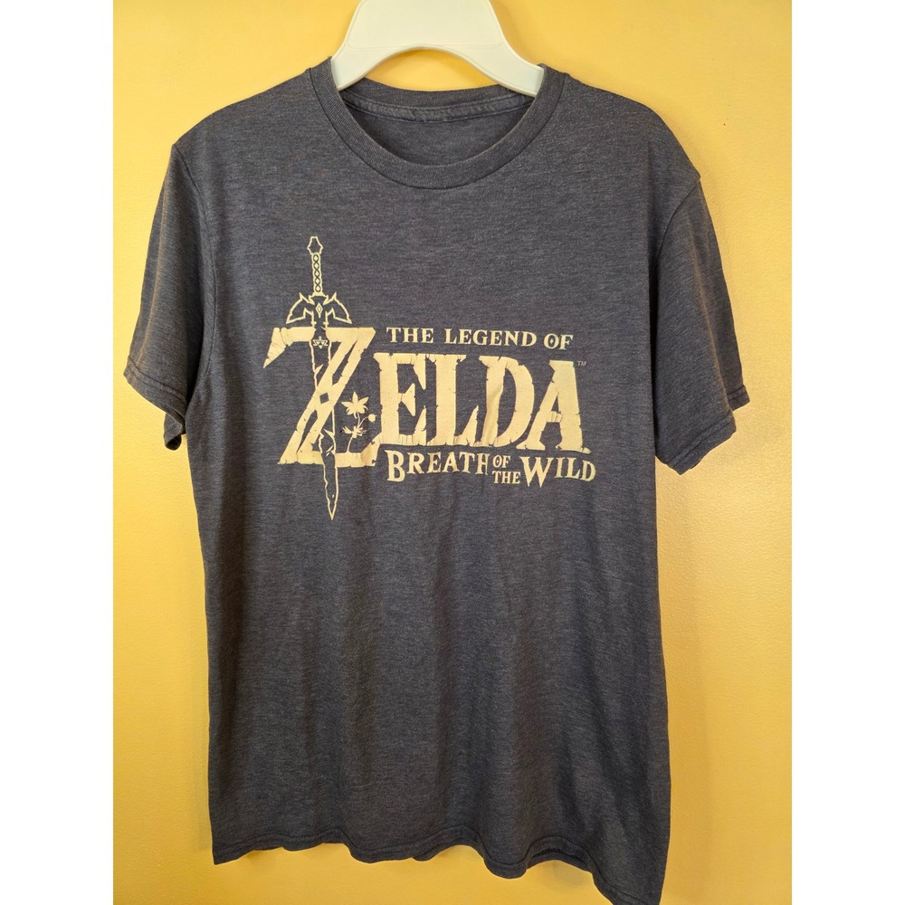 Legend of Zelda Breath of the Wild T Shirt Mens Medium Gray Nintendo Link Tee